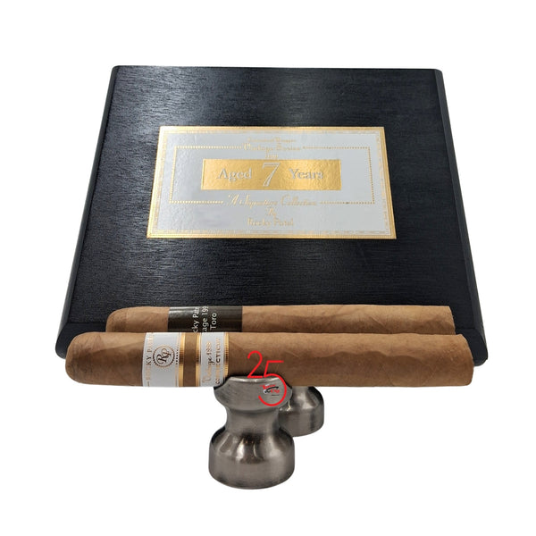 Rocky Patel Vintage 1999 Toro