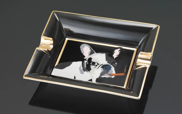 Siglo Dog in Black Cigar Ashtray