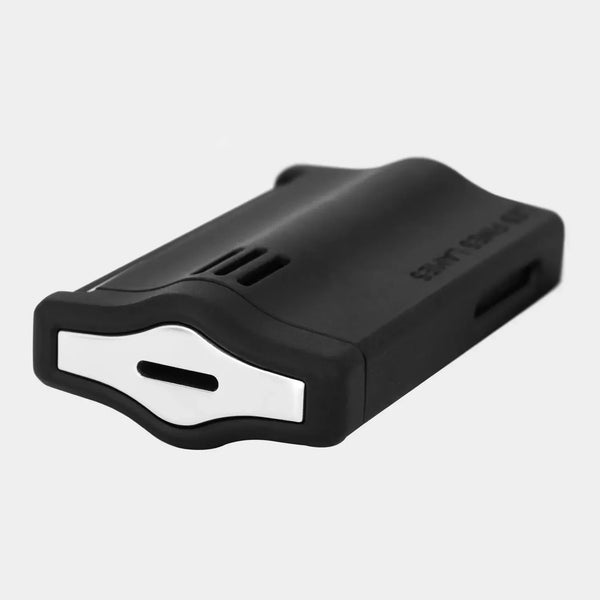 Les Fines Lames Flat Flame Lighter Armored Black