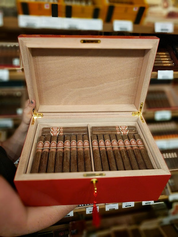 Matilde Exclusivo Canada Toro