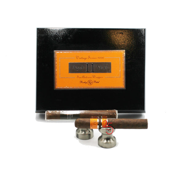 Rocky Patel Vintage 2006 Robusto